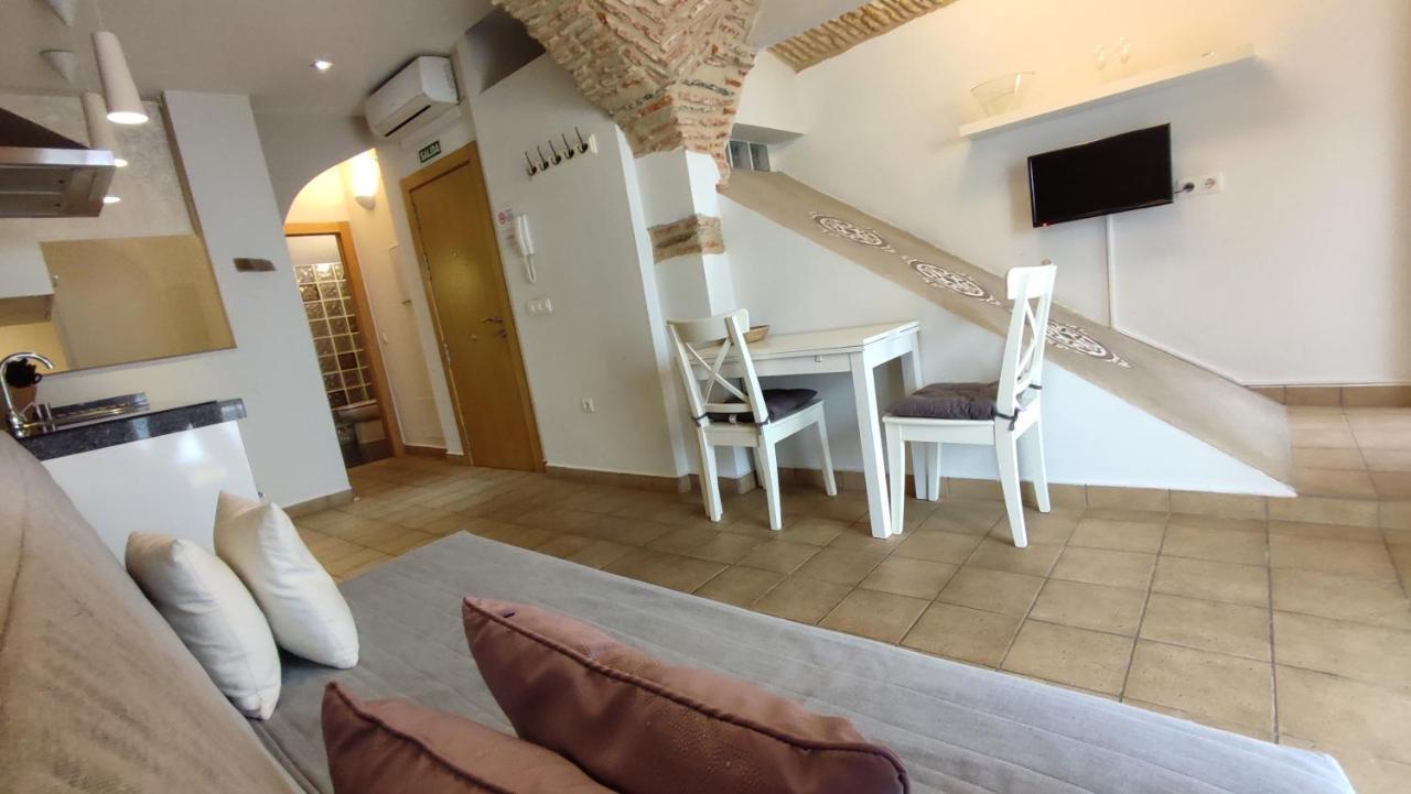 Apartamentos Turisticos Encanto Caces Buitenkant foto