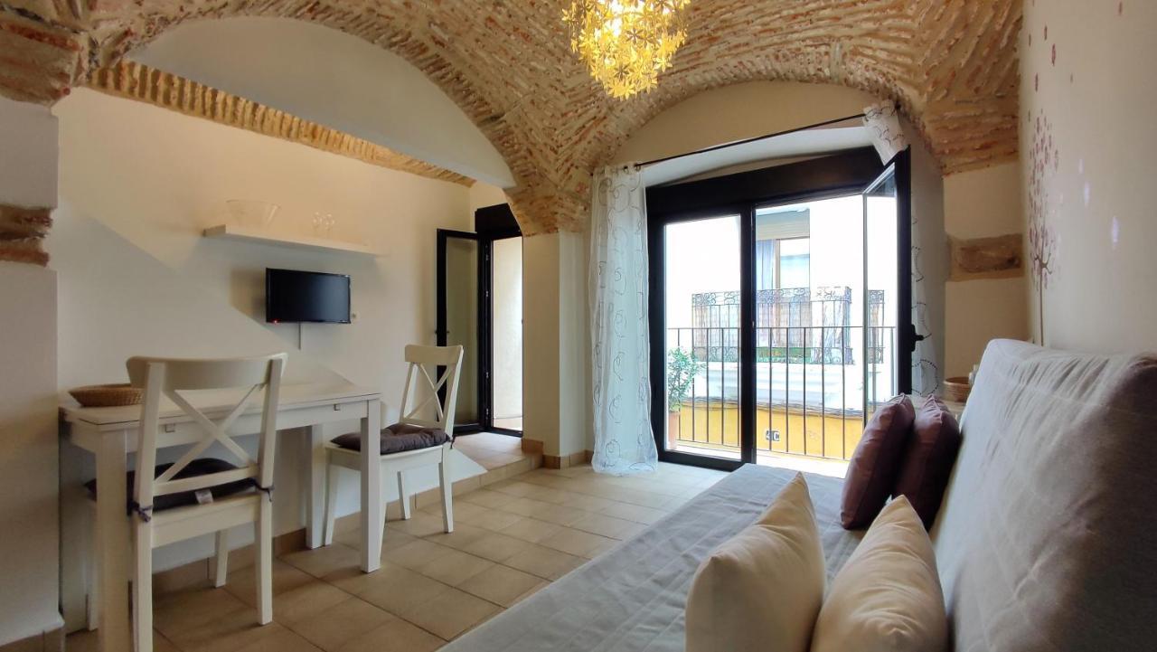 Apartamentos Turisticos Encanto Caces Buitenkant foto